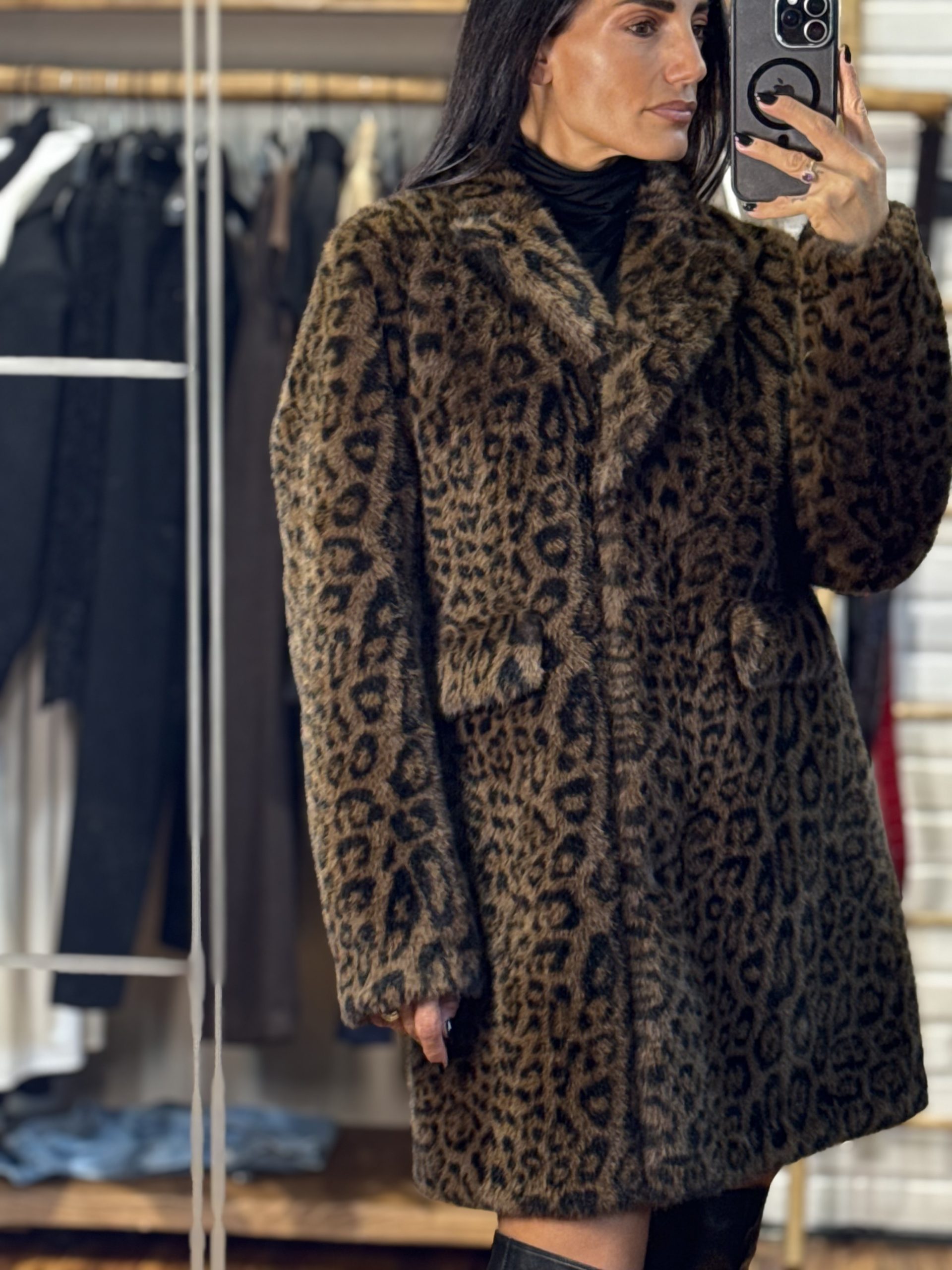 image00012 LEOPARD FAUX FUR COAT - Image 1